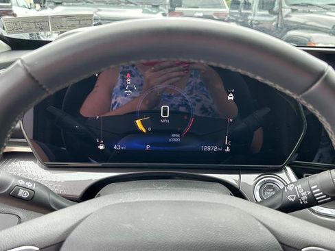 Used 2024 Chevrolet Trax ACTIV w/ Driver Confidence Package image 23