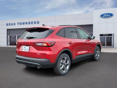 New 2026 Ford Escape ST-Line w/ Cold Weather Package image 4