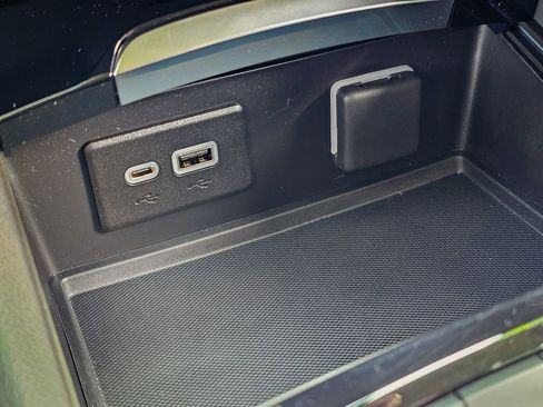 Certified 2023 Buick Envision Essence AWD/4WD image 27