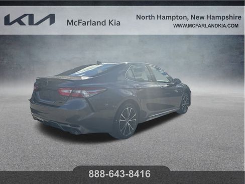 Used 2019 Toyota Camry SE image 13