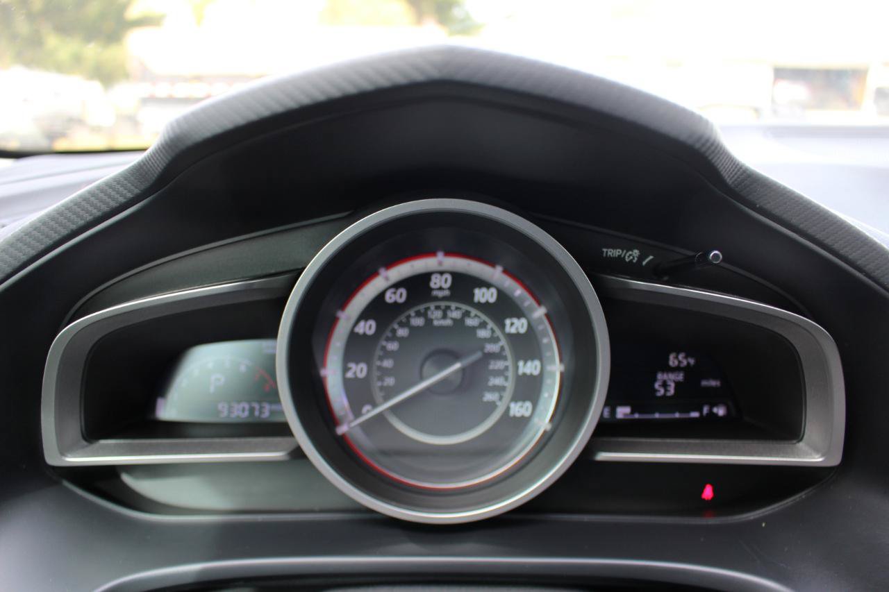 Used 2016 MAZDA MAZDA3 i Touring FWD image 21