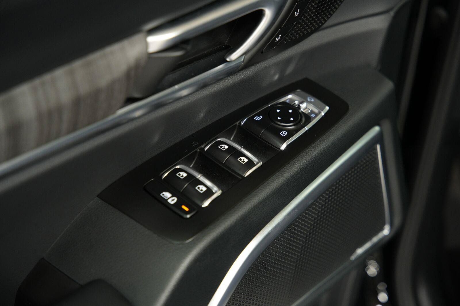 Used 2025 Kia Telluride SX AWD/4WD image 34