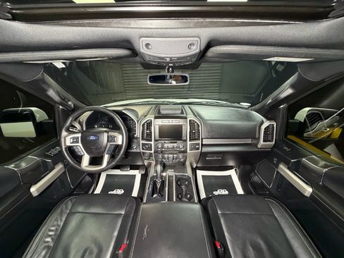 Used 2017 Ford F150 Lariat image 24