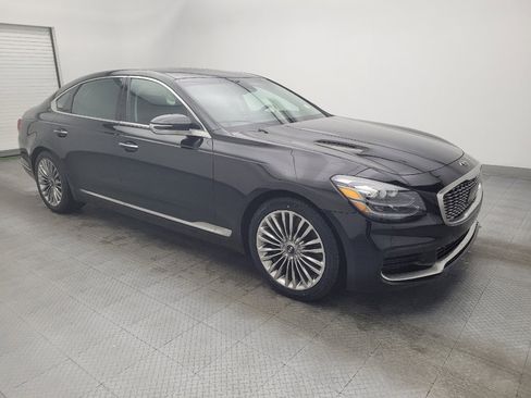 Used 2020 Kia K900 Luxury image 11