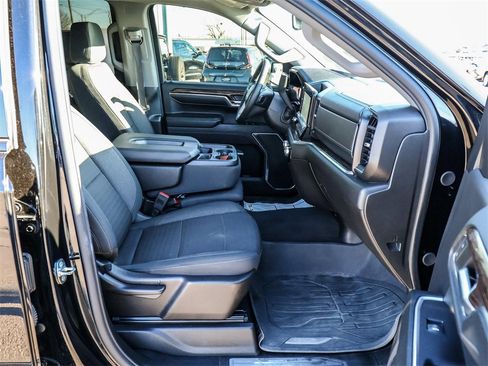 Used 2024 GMC Sierra 1500 Elevation image 13