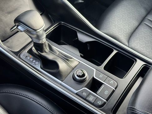 Used 2022 Kia Sorento EX w/ Panoramic Sunroof Package image 37