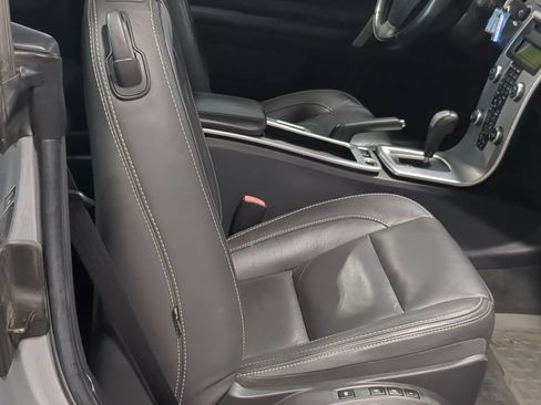 Used 2011 Volvo C70 T5 FWD image 23