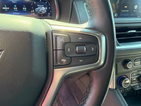 Used 2023 Chevrolet Tahoe Z71 w/ Luxury Package AWD/4WD image 20