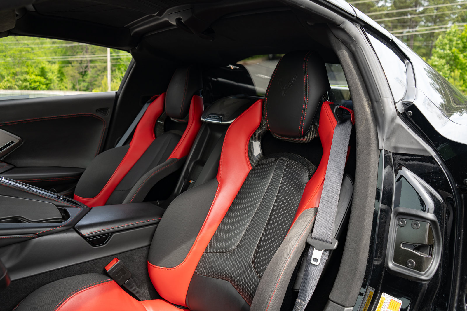 Used 2020 Chevrolet Corvette Stingray Premium Cpe w/ 3LT Preferred Equipment Group RWD image 27