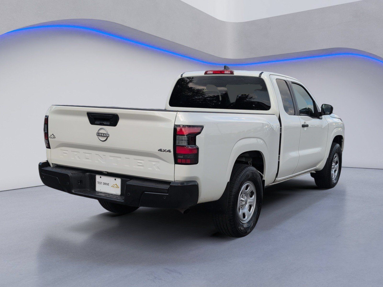 Used 2024 Nissan Frontier S w/ Technology Package AWD/4WD image 3