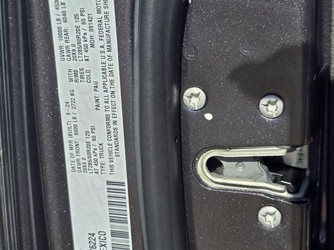 Used 2024 RAM 2500 Limited image 38