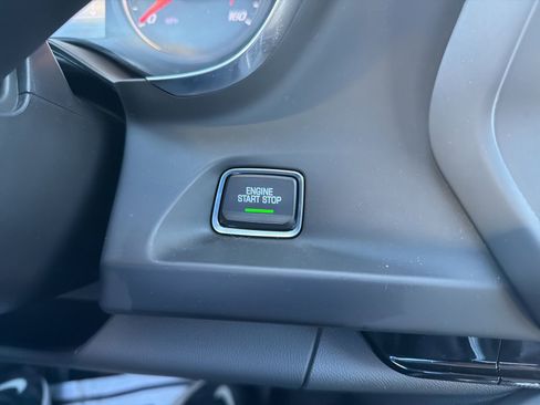 Used 2020 Chevrolet Camaro LT image 16