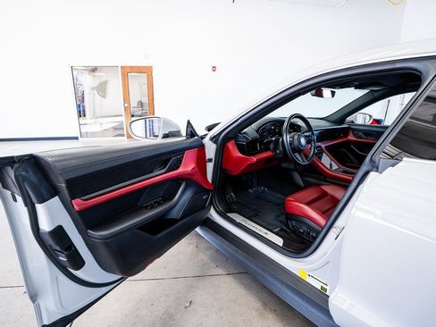 Used 2021 Porsche Taycan 4S image 30