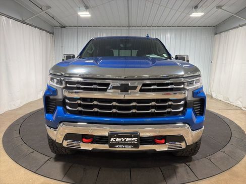 Used 2022 Chevrolet Silverado 1500 LTZ w/ LTZ Premium Package image 13