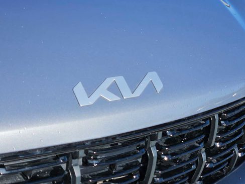 Certified 2024 Kia Sorento X-Line EX image 10