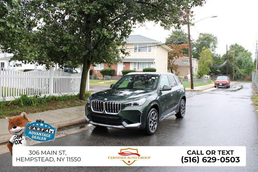 Used 2025 BMW X1 xDrive28i AWD/4WD image 3