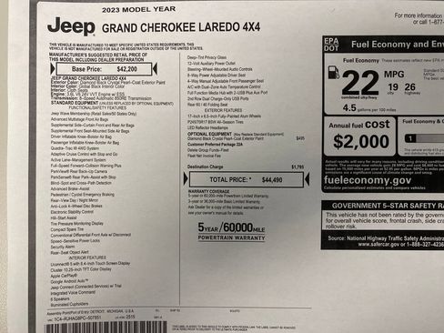 Used 2023 Jeep Grand Cherokee Laredo image 30