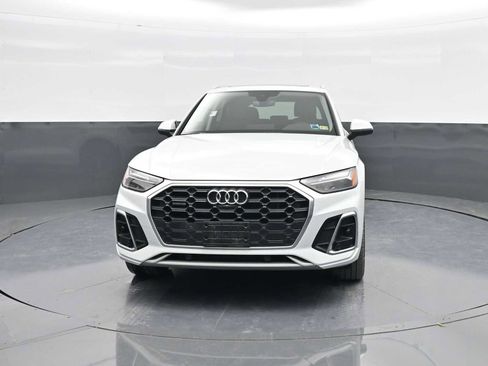 Used 2021 Audi Q5 e Premium Plus image 3