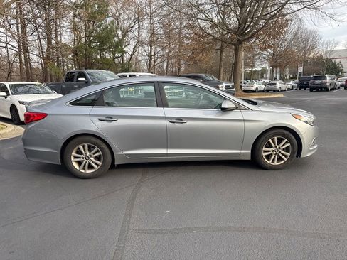 Used 2016 Hyundai Sonata SE image 17