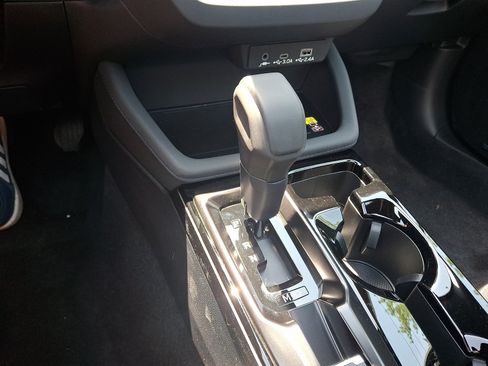 New 2026 Subaru Forester Touring AWD/4WD image 11