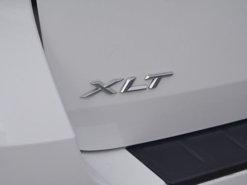 Certified 2023 Ford Explorer XLT AWD/4WD image 18