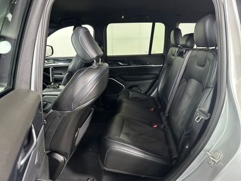 Used 2022 Jeep Grand Cherokee Trailhawk image 25