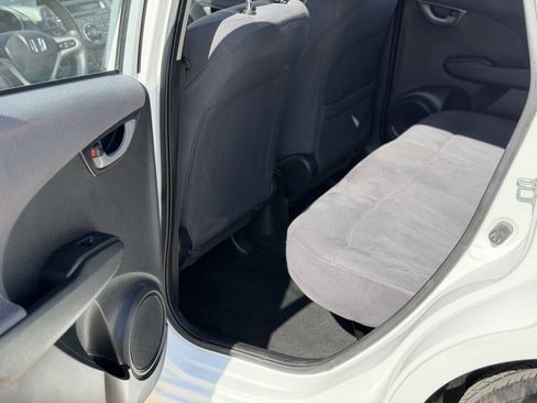 Used 2013 Honda Fit image 6