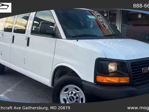 Used 2013 GMC Savana 2500 w/ Cold Climate Package RWD image 2