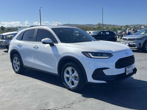 Certified 2025 Honda HR-V LX image 25