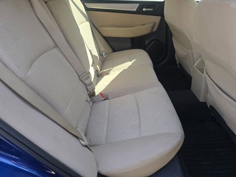 Used 2017 Subaru Outback 2.5i Premium image 17