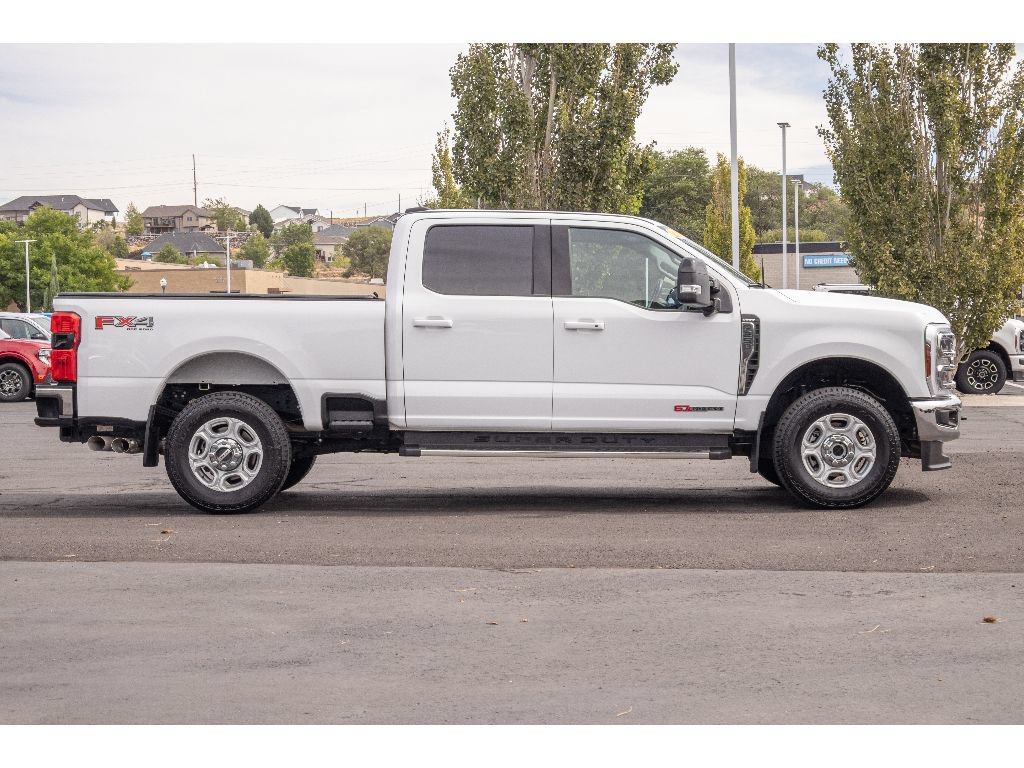 Used 2024 Ford F250 Lariat AWD/4WD image 2
