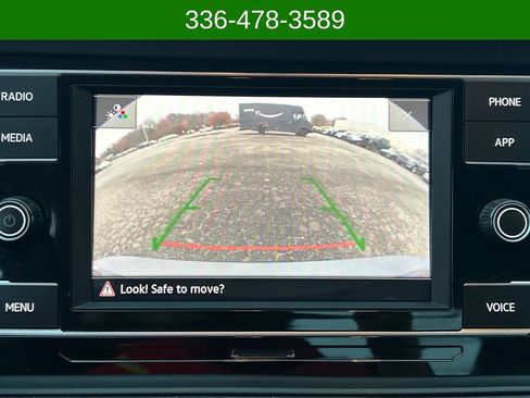 Used 2024 Volkswagen Jetta SE image 23