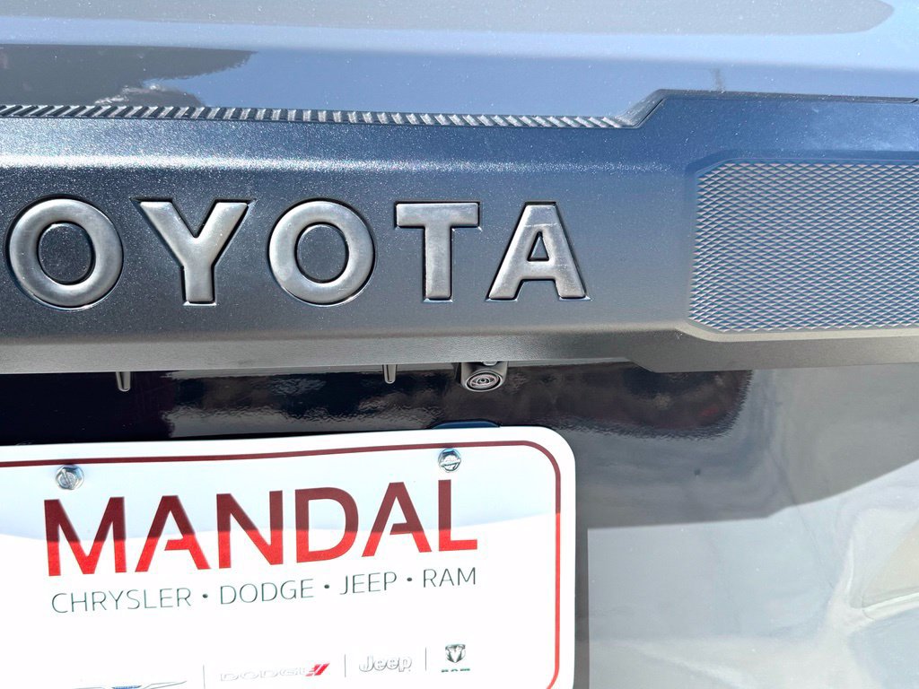 Used 2025 Toyota 4Runner SR5 AWD/4WD image 47