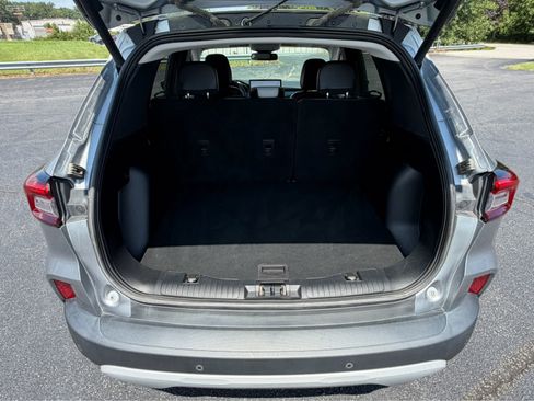 Used 2023 Ford Escape Platinum AWD/4WD image 9