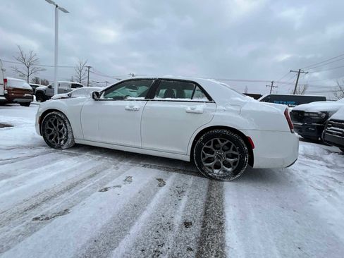 Certified 2017 Chrysler 300 S image 27
