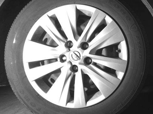 Used 2025 Nissan Sentra S image 13