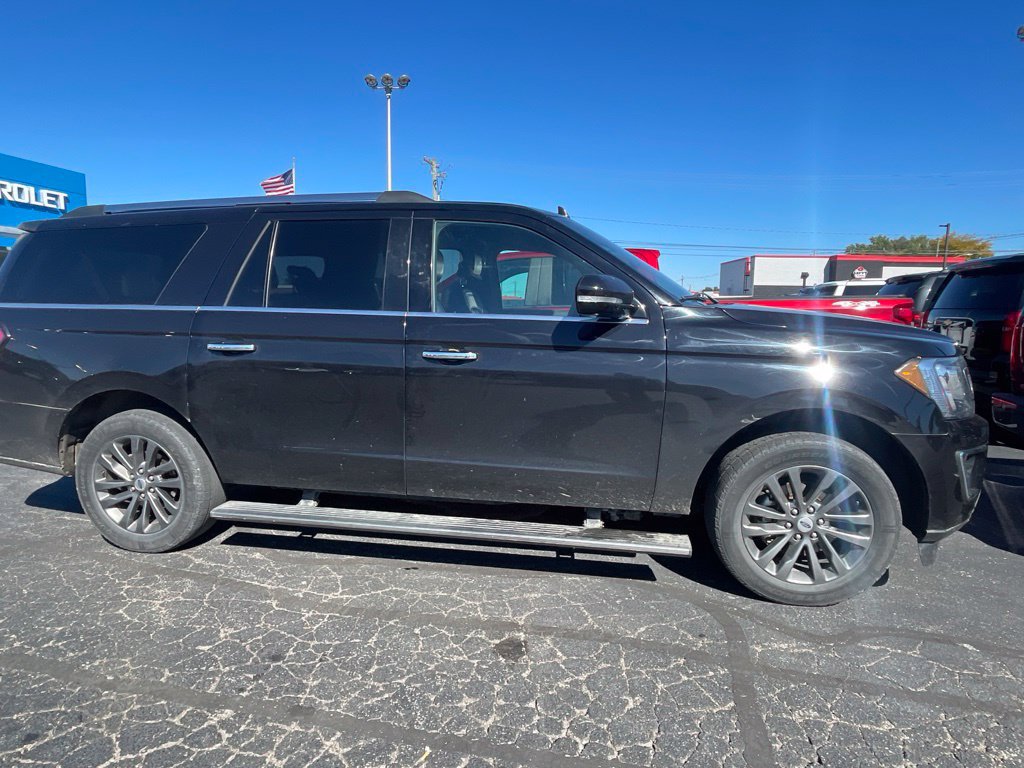 Used 2021 Ford Expedition Max Limited AWD/4WD image 2