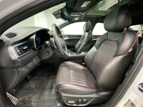 Used 2022 Genesis G70 3.3T w/ Sport Advanced Package image 17