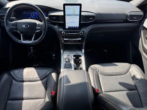 Certified 2020 Ford Explorer ST w/ Premium Technology Package AWD/4WD image 15