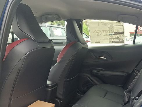 New 2026 Toyota Prius Plug-In Hybrid FWD image 9