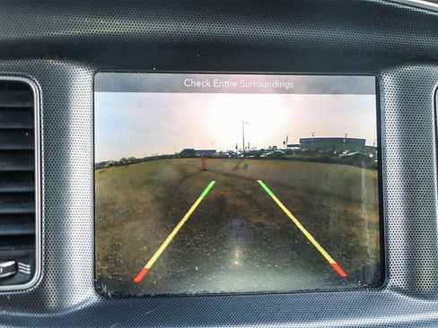 Used 2018 Dodge Charger R/T image 14