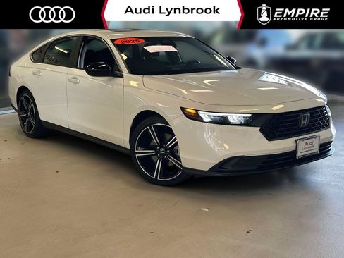 Used 2025 Honda Accord Sport image 1