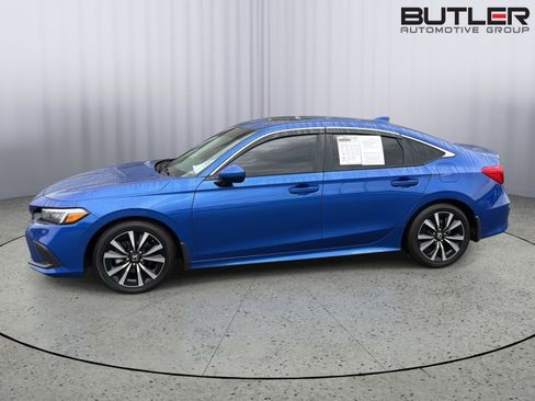 Used 2024 Honda Civic EX image 3