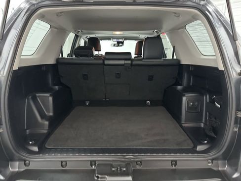Used 2020 Toyota 4Runner SR5 Premium w/ Moonroof Package image 23
