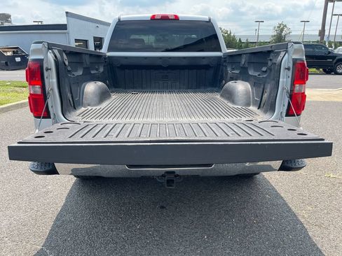 Used 2014 GMC Sierra 1500 SLE w/ SLE Value Package RWD image 18