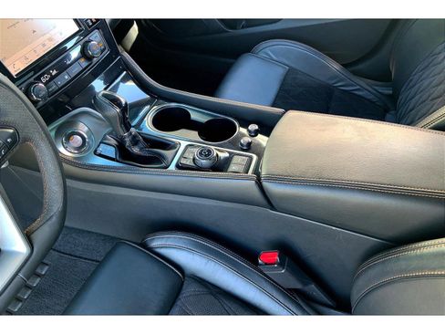 Used 2021 Nissan Maxima SR w/ Sport Mat Group image 16