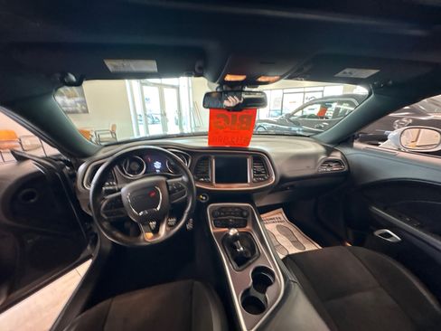 Used 2021 Dodge Challenger R/T Scat Pack w/ Plus Package image 11