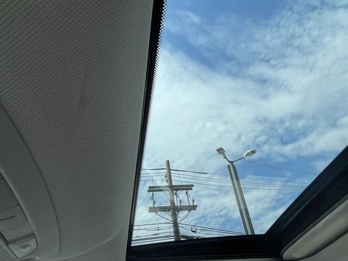 Used 2014 INFINITI Q50 Premium image 16