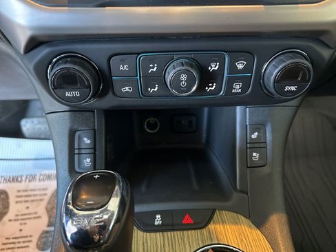 Used 2018 GMC Acadia Denali w/ Technology Package image 23