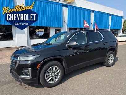 Used 2023 Chevrolet Traverse LT w/ Rear Camera Mirror Package